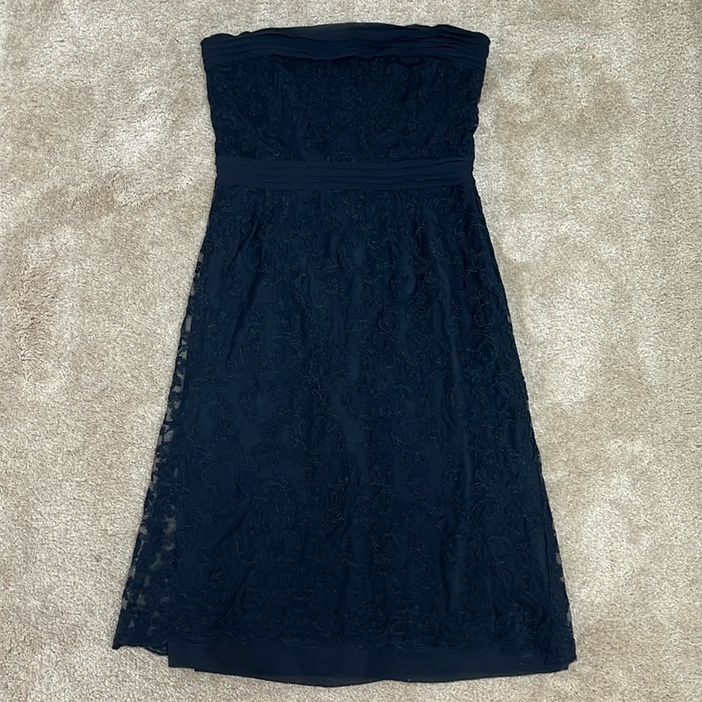 Ann Taylor Strapless Lace Black Dress in Women’s Size 4